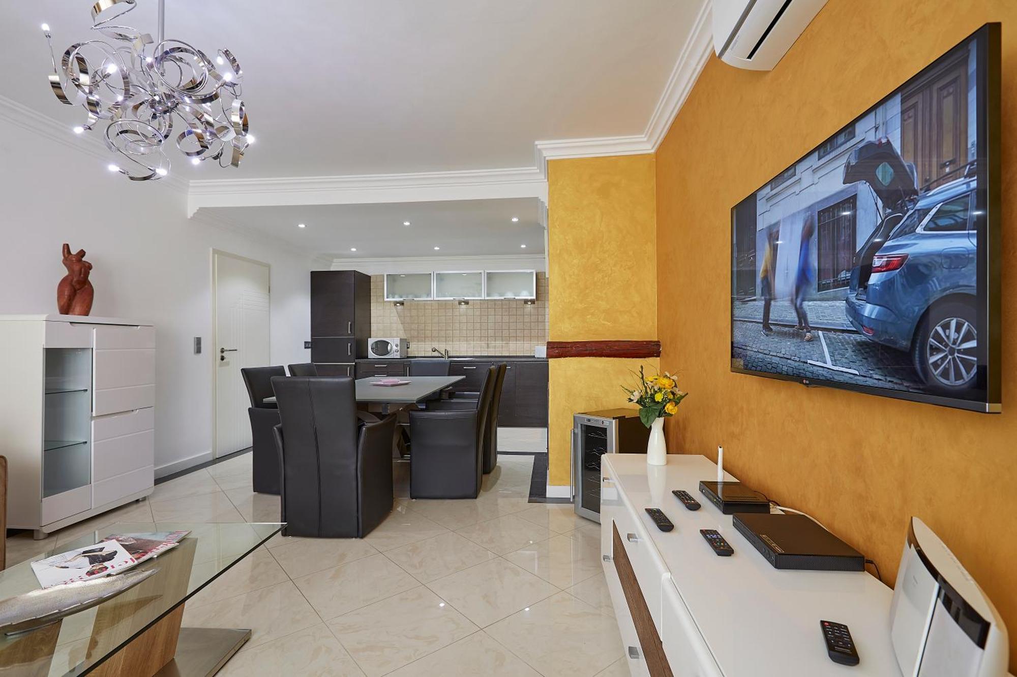 The Queen Luxury Apartments - Villa Cortina Luxembourg Exterior photo